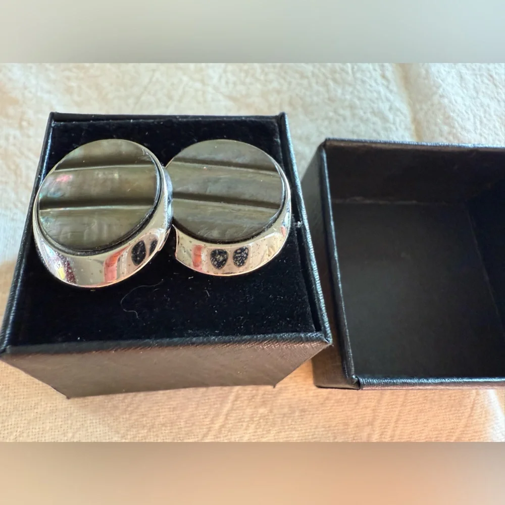 VINTAGE SWANK Silver-TONE CUFFLINKS Signed Estate‎